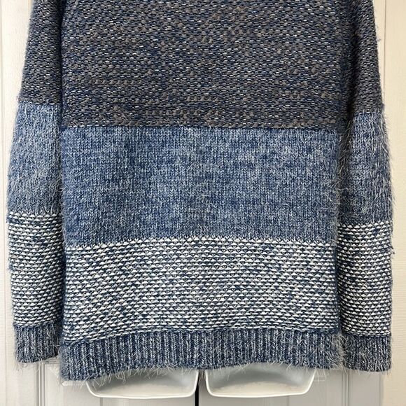 Tribal‎ Blue/White Cotton Blend Eyelash Sweater Size Small - Picture 7 of 11